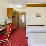 Szálloda Aspire Oldenburg, Trademark Collection By Wyndham 4*